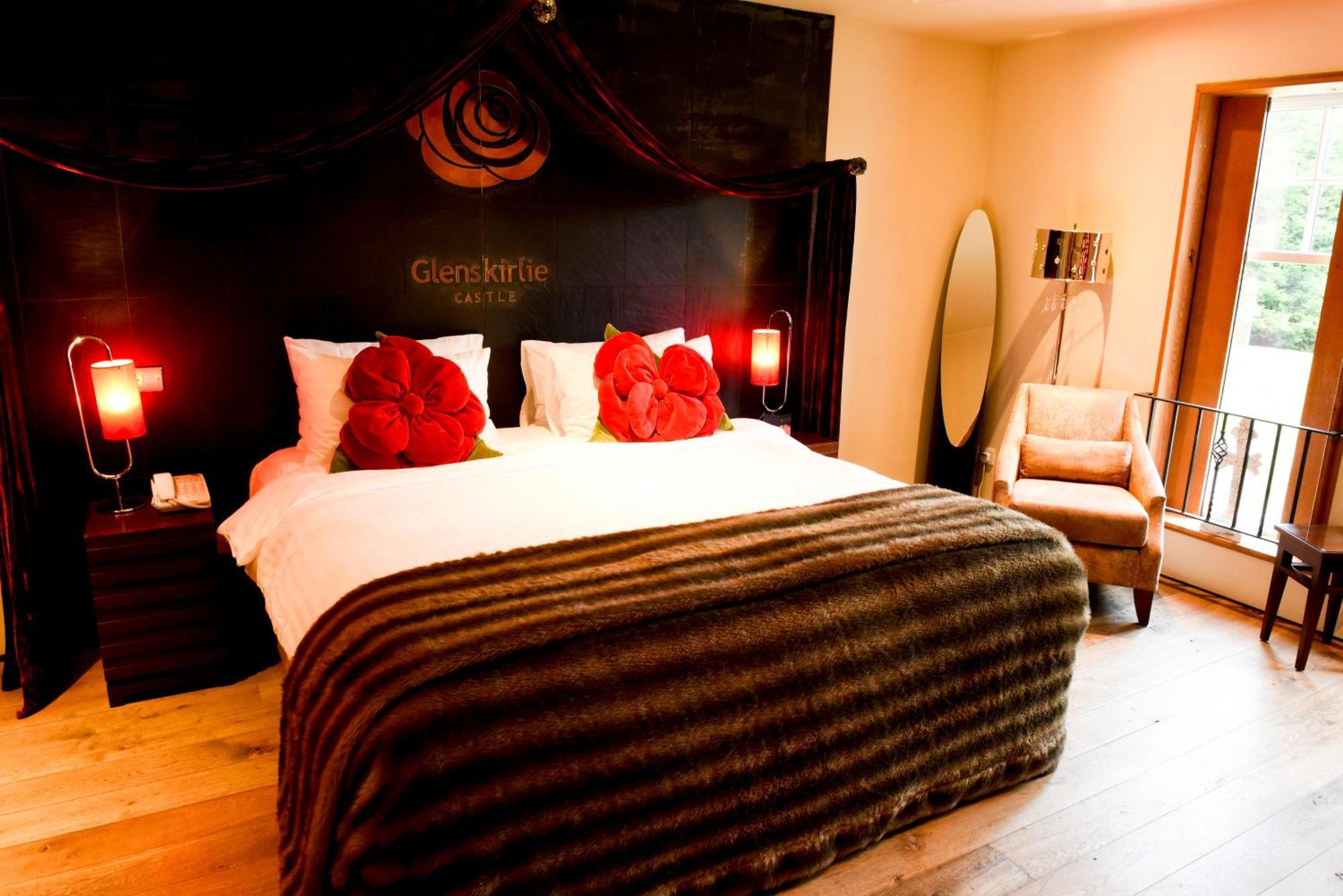 Glenskirlie Castle Hotel Banknock Eksteriør billede