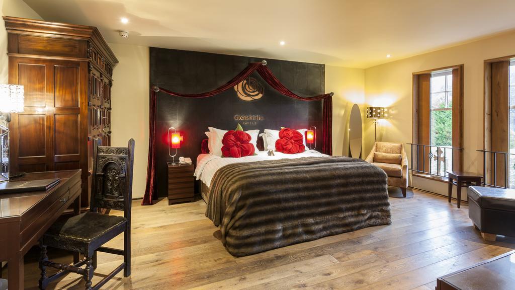 Glenskirlie Castle Hotel Banknock Eksteriør billede